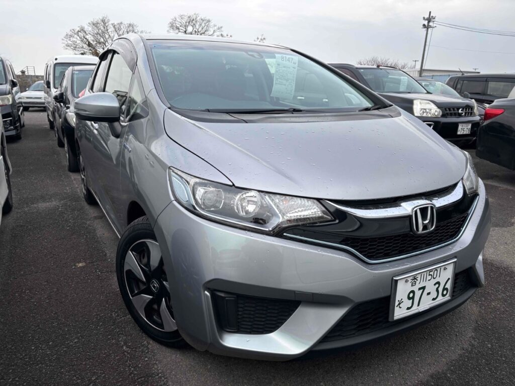 front side view of 2016 Honda Fit