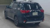 back view of 2015 Mitsubishi Outlander
