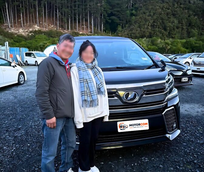 MotorCom_Happy_Customer_75