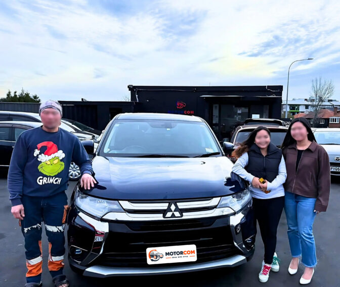 MotorCom_Happy_Customer_78