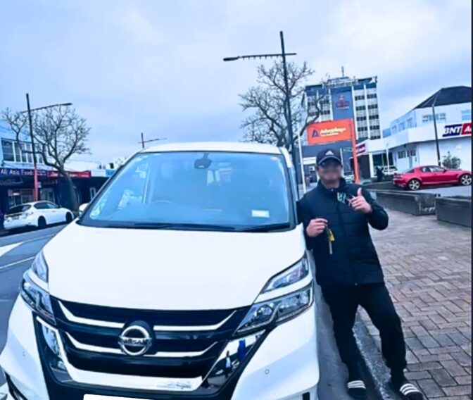 MotorCom_Happy_Customer_79