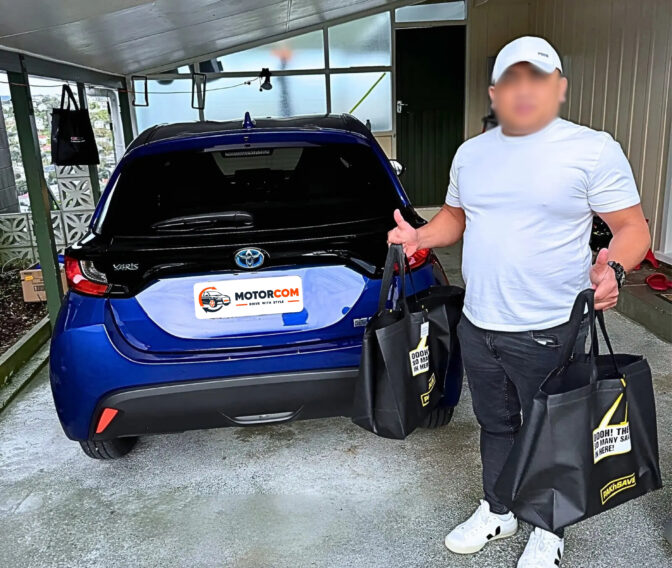 MotorCom_Happy_Customer_82