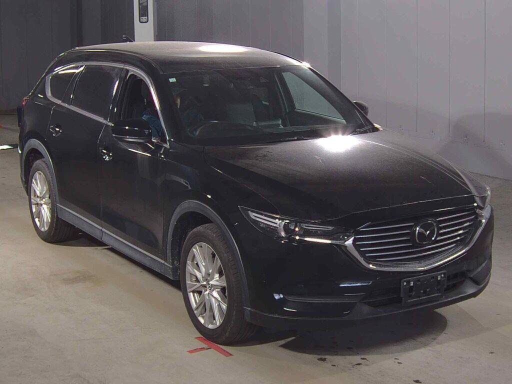 front side view of 2018 Mazda CX-8