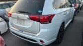 back side view of 2015 Mitsubishi Outlander