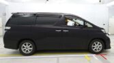 full side view of 2014 Toyota Vellfire